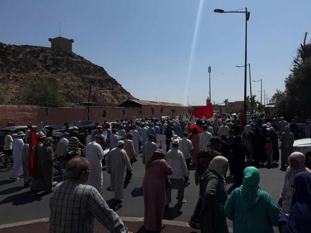 مسيرة حاشدة لأهالي متقاعدي الجيش بمراكش (صور)