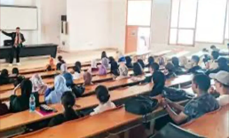 أكادير.. طلبة وخريجو جامعة ابن زهر يستنكرون الهجمة الشرسة على مؤسستهم
