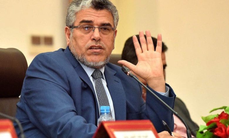 الرميد ينتقذ توحيد خطبة الجمعة.. جعلت المساجد وكأنها إذاعة وطنية