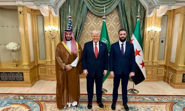 بحضور بن سلمان.. ترامب يلتقي الشرع في الرياض