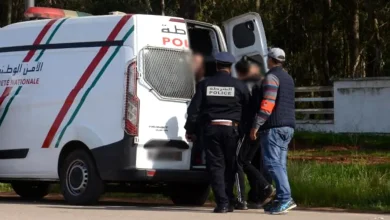 أكادير.. توقيف بريطانيين مبحوث عنهما دوليًا في قضايا قتل وخرق شروط الإفراج