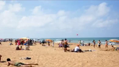 تسعيرة موحدة على الورق فقط.. شكايات متواصلة من استغلال المصطافين بشاطئ أركمان