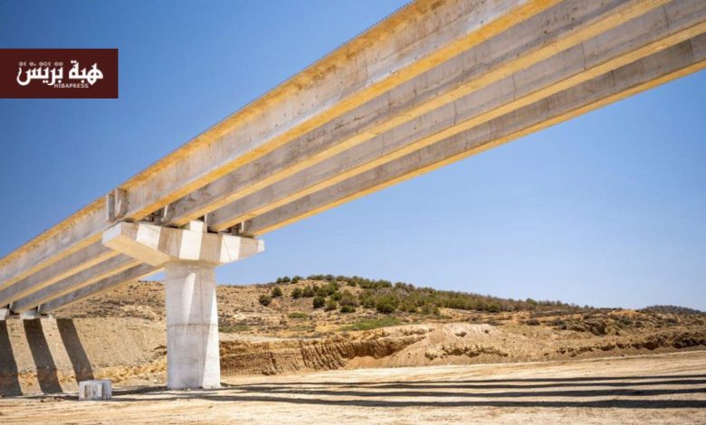 إحداث جسر جديد على واد كرت لتسهيل الربط الطرقي بميناء الناظور